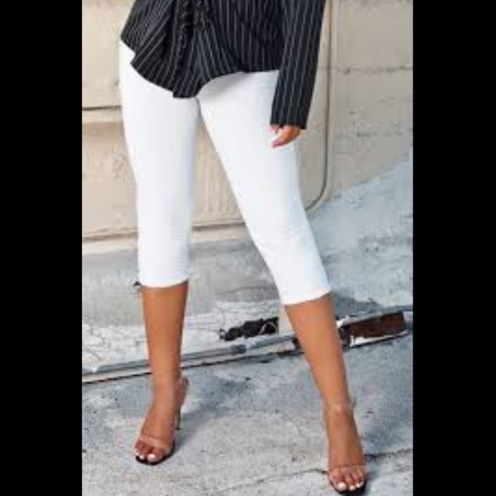 Nwot PLT white second skin cropped leggings high rise